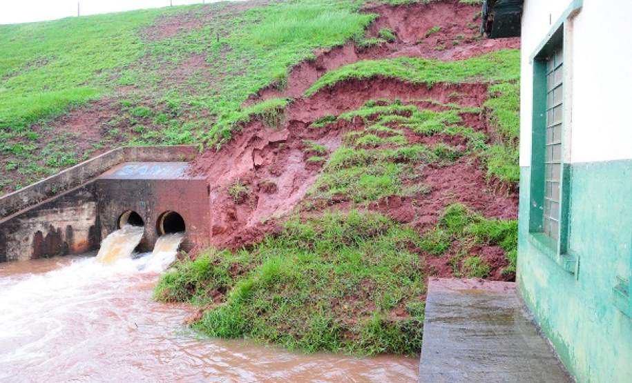 5º COREDEC - Monitora a Barragem da Usina Hidrelétrica Padre Eduardo em Terra Rica. usina com sinais de desmoronamento