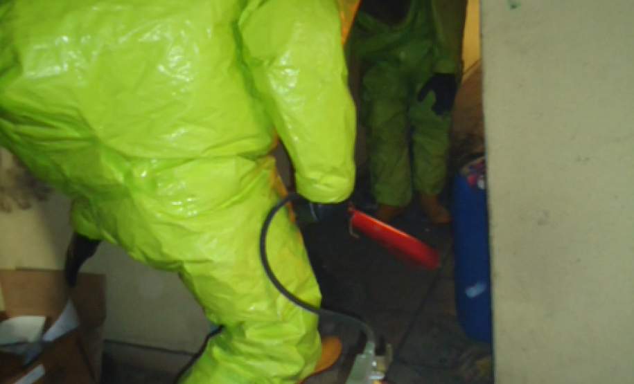 treinamento em atendimento a ocorrências envolvendo produtos perigosos.