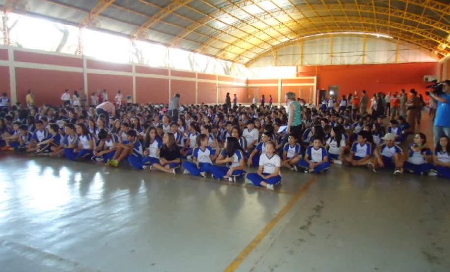 Coordenadoria Estadual de Defesa Civil capacita gestores regionais do Programa Brigadas Escolares – Defesa Civil na Escola, em Maringá.