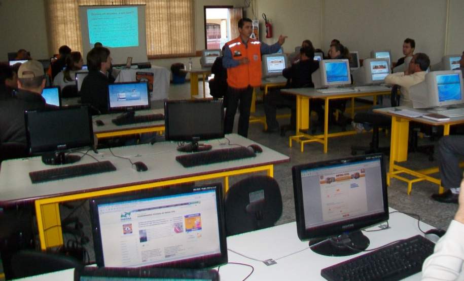 Encontro das Coordenadorias Municipais de Proteção e Defesa Civil em Guarapuava