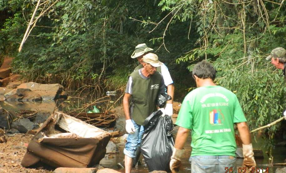 Ação Ambiental de Limpeza do Rio Santo Antonio