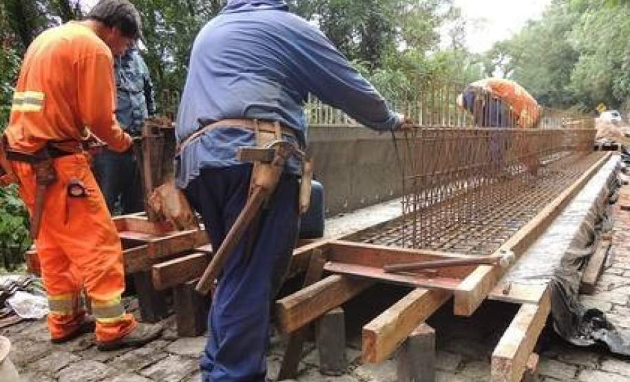 Obras na Estrada da Graciosa
