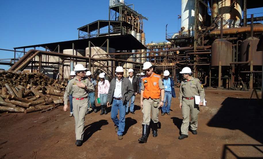 Fiscalização de Transporte Manuseio e estocagem de Produtos Perigosos na Região da 5ª CORPDEC fiscalização em Ivailândia