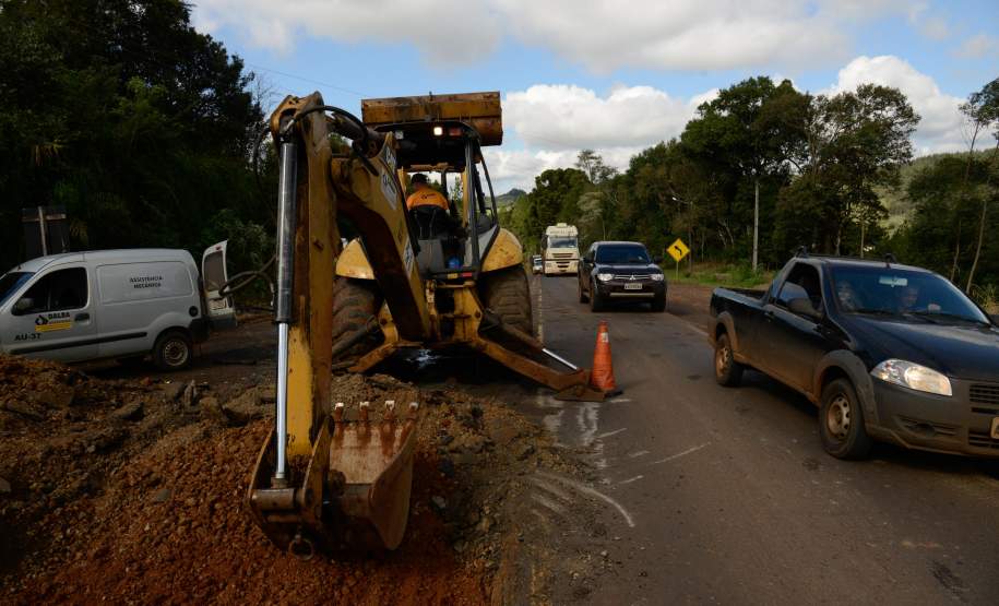 DER-PR libera para tráfego pista da PR-459, em Mangueirinha
