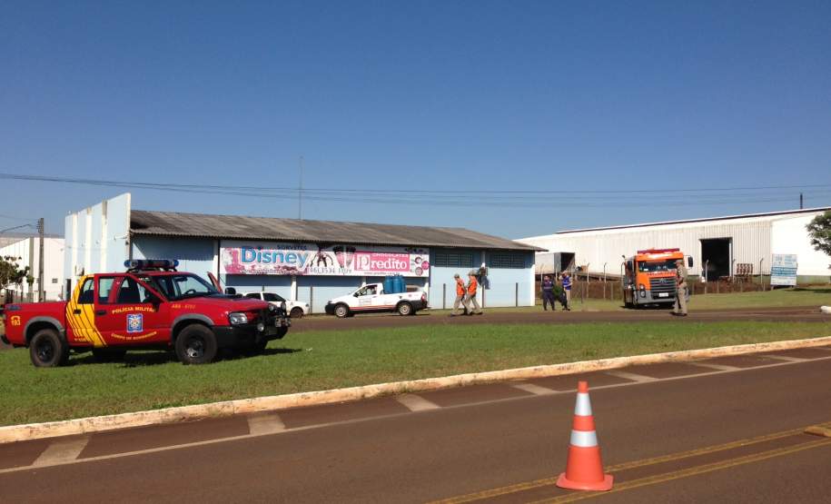 12º CORPDEC - Realiza ação integrada de fiscalização em Transporte de Produtos Perigosos em São Jorge do Oeste - PR 12º CORPDEC - Realiza ação integrada de fiscalização em Transporte de Produtos Perigosos em São Jorge do Oeste - PR