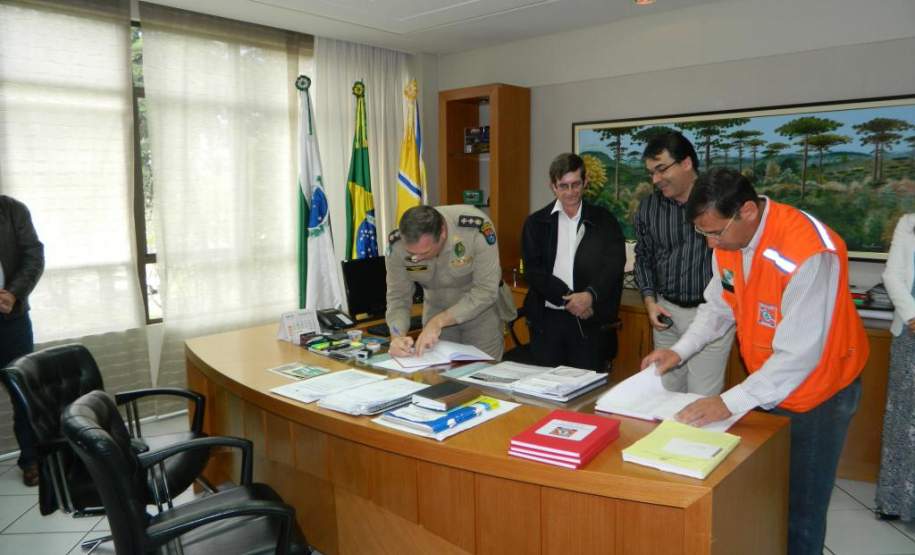 12ª CORPDEC – 3º SGBI - Plano de Contingência de Francisco Beltrão/PR. 12ª CORPDEC – 3º SGBI - Plano de Contingência de Francisco Beltrão/PR.