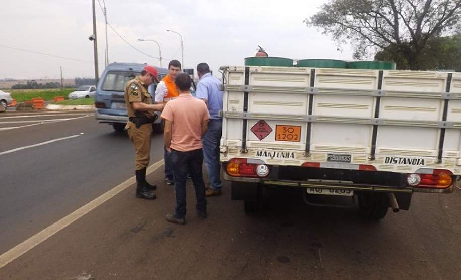 9ª Coordenadoria Regional de Proteção e Defesa Civil em conjunto com o SEST SENAT organizou um curso de fiscalização em transporte rodoviário de produtos perigosos com a participação de várias entidades.