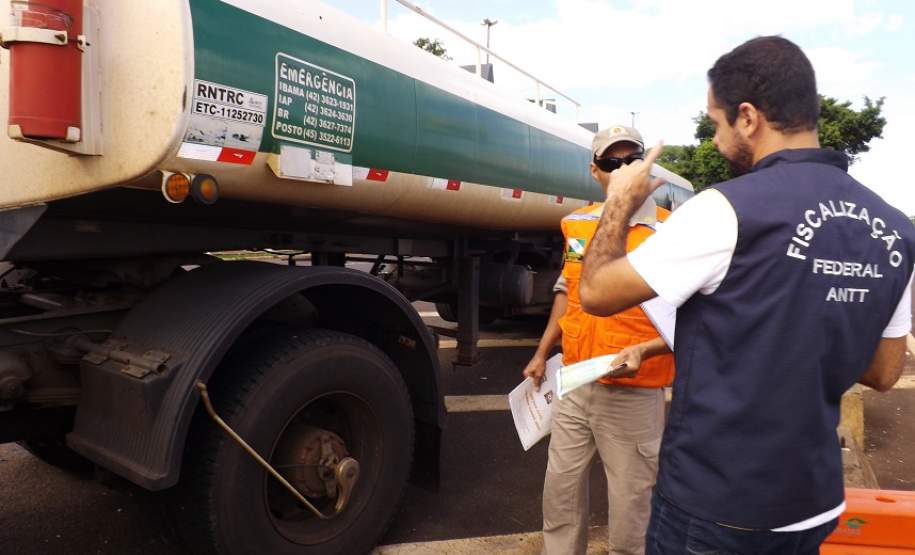 A 9ª Coordenadoria Regional de Proteção e Defesa Civil (9ª CORPDEC) organizou uma operação integrada de fiscalização em transporte rodoviário de produtos perigosos.