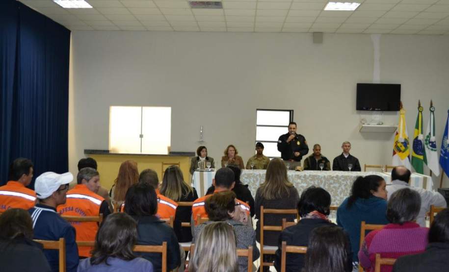 13ª CORPDEC CAPACITA BRIGADISTAS DE APAES