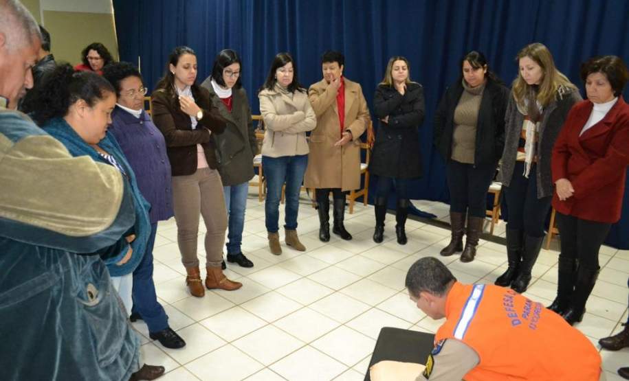 13ª CORPDEC CAPACITA BRIGADISTAS DE APAES