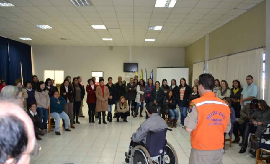 13ª CORPDEC CAPACITA BRIGADISTAS DE APAES