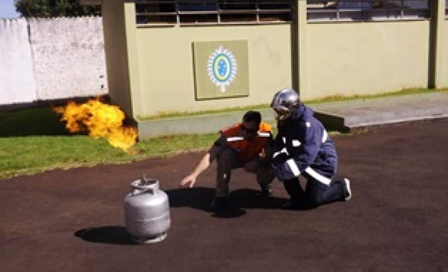 Simulação de rompimento da mangueira ou válvula do GLP.