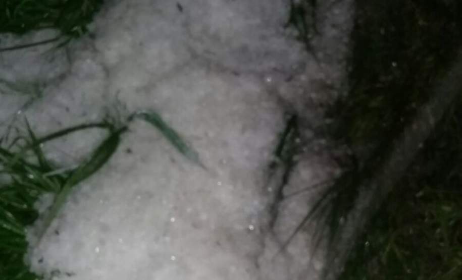 Vendaval e granizo afetam cidades no interior do Paraná Vendaval e granizo afetam cidades no interior do Paraná