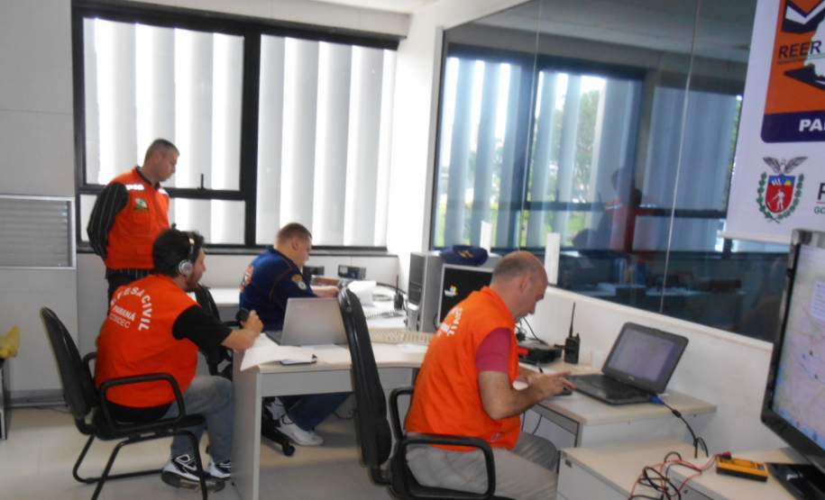 No último dia 07 voluntários realizaram um simulado de radioemergência da Rede Estadual de Emergência de Radioamadores - REER