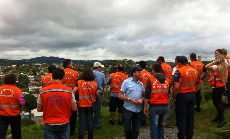 COORDENADORIA ESTADUAL DE PROTEÇÃO E DEFESA CIVIL PROMOVE TREINAMENTO PARA AVALIAÇÃO DE RISCOS DE DESLIZAMENTOS.