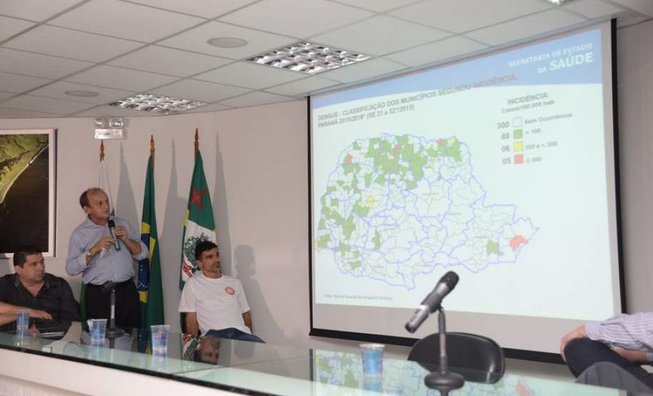 GOVERNO GARANTE MAIS DE R$ 7 MILHÕES AOS MUNICÍPIOS DO LITORAL. O Governo do Paraná vai repassar nas próximas semanas mais R$ 7 milhões aos sete municípios do litoral para reforçar as ações de assistência e vigilância em saúde.