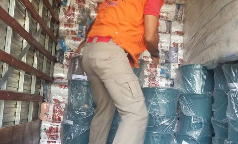 DEFESA CIVIL ESTADUAL INICIA ENTREGA DE AJUDA HUMANITÁRIA PARA OS MUNICÍPIOS AFETADOS PELAS CHUVAS. DEFESA CIVIL ESTADUAL INICIA ENTREGA DE AJUDA HUMANITÁRIA PARA OS MUNICÍPIOS AFETADOS PELAS CHUVAS.