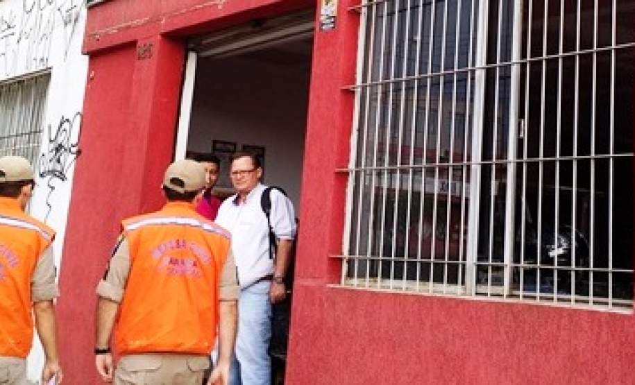 9ª Coordenadoria Regional de Proteção e Defesa Civil realiza fiscalização em depósitos e revendas de produtos perigosos no município de Foz do Iguaçu. 9ª Coordenadoria Regional de Proteção e Defesa Civil realiza fiscalização em depósitos e revendas de produtos perigosos no município de Foz do Iguaçu.