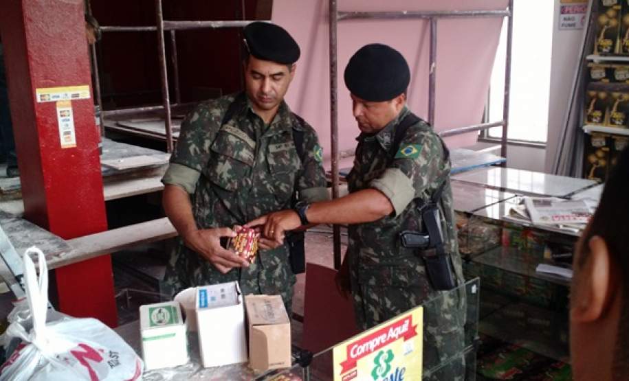 9ª Coordenadoria Regional de Proteção e Defesa Civil realiza fiscalização em depósitos e revendas de produtos perigosos no município de Foz do Iguaçu. 9ª Coordenadoria Regional de Proteção e Defesa Civil realiza fiscalização em depósitos e revendas de produtos perigosos no município de Foz do Iguaçu.