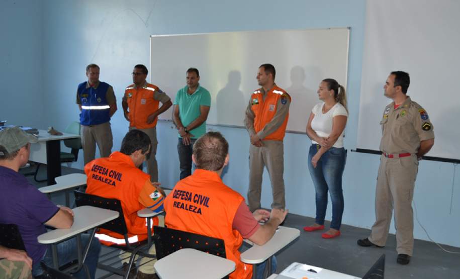 12ª CORPDEC - Posto de Bombeiros Cumunitário de Realeza ganha novos agentes.