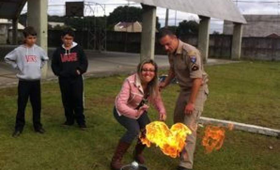 BRIGADA ESCOLAR 1ª CORPDEC conclui primeira etapa de capacitação de professores no Programa Brigada Escolar: Defesa Civil na Escola