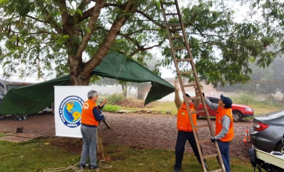 Montagem da Antena Montagem da Antena