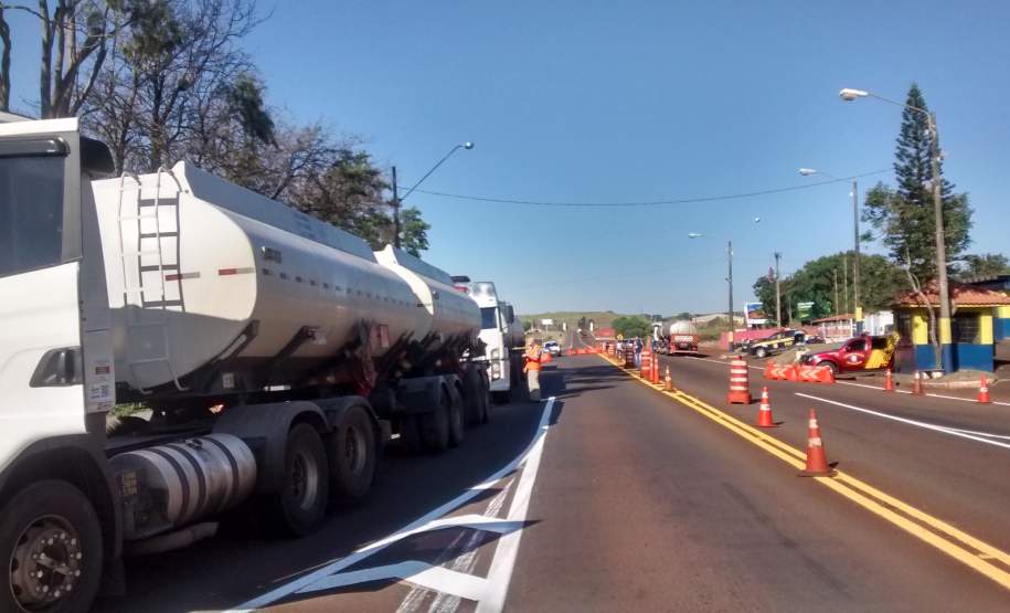 3ª Coordenadoria Regional de Proteção e Defesa Civil e Polícia Rodoviária Federal realizam fiscalização Produtos Perigosos em Cornélio Procópio-PR. No dia 16 de junho de 2016 a 3ª Coordenadoria Regional de Proteção e Defesa Civil realizou Fiscalização de Produtos Perigosos no Posto da Polícia Rodoviária Federal, Km 83 da Rodovia BR 369, no município de Cornélio Procópio.