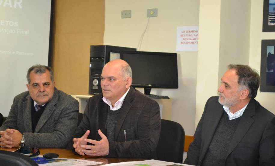 A Secretaria de Estado do Meio Ambiente e Recursos Hídricos e o Instituto de Terras, Cartografia e Geociências (ITCG) receberam nesta segunda-feira (27) os mapeamentos, feitos por radar de máxima precisão, das áreas do Litoral do Paraná sujeitas a desastres.