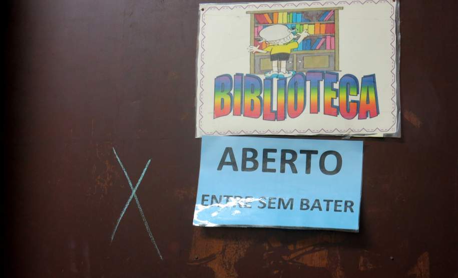 Na tarde da última terça-feira, a Coordenadoria Estadual de Proteção e Defesa Civil e a 1ª Coordenadoria Regional de Proteção e Defesa Civil (CORPDEC), através do Programa Brigadas Escolares, realizaram treinamento do Plano de Abandono no Colégio Estadual Professor Teobaldo Leonardo Kletemberg, no Sítio Cercado, em Curitiba