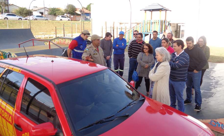 No dia 18 de julho de 2016 na praça CEU - Jardim Tarobá, a Defesa Civil (COMPDEC) e Corpo de Bombeiros de Cambé realizaram um evento que teve como objetivo de recrutar e capacitar voluntários cadastrados no Sistema de Defesa Civil (SISDC). O evento teve início às 13h com a presença do prefeito João Dalmacio Pavinato e a participação de 72 pessoas da comunidade.