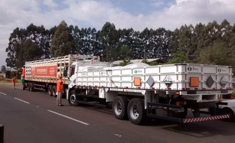 3ª Coordenadoria Regional de Proteção e Defesa Civil realiza Fiscalização Produtos Perigosos no Posto da Polícia Rodoviária Estadual Rolândia-PR Na última quarta-feira (21/07) a 3ª Coordenadoria Regional de Proteção e Defesa Civil (3ª CORPDEC) realizou Fiscalização de Produtos Perigosos no Posto da Polícia Rodoviária Estadual de Rolândia-PR, Rod. PR 986, km 9.