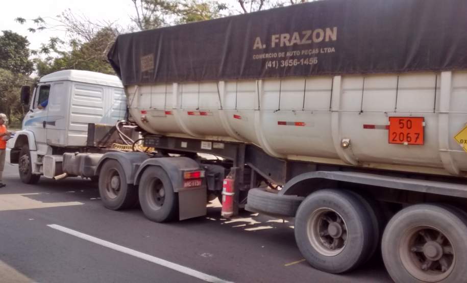 3º Coordenadoria Regional de Proteção e Defesa Civil realiza Fiscalização Prododutos Perigosos na Rodovia PR 323 PRv Porto Charles Naufal. 3º Coordenadoria Regional de Proteção e Defesa Civil realiza Fiscalização Prododutos Perigosos na Rodovia PR 323 PRv Porto Charles Naufal.
