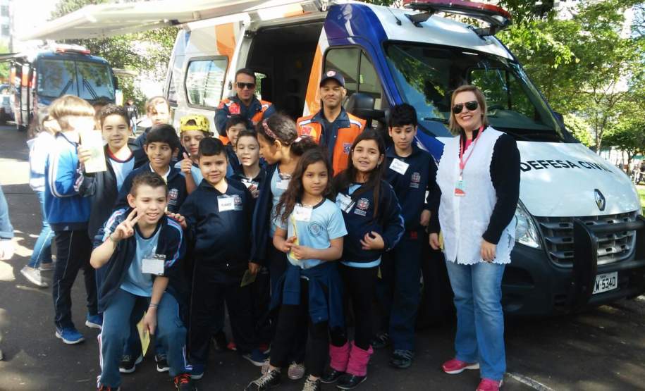 3ª CORPDEC apoia “Dia Mundial Sem Carro” em Londrina-PR. 3ª Coordenadoria Regional de Proteção e Defesa Civil (CORPDEC) apoiaram a Companhia Municipal deTrânsito e Urbanização (CMTU) no evento “Dia Mundial sem Carro”