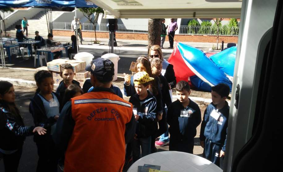 3ª CORPDEC apoia “Dia Mundial Sem Carro” em Londrina-PR. 3ª Coordenadoria Regional de Proteção e Defesa Civil (CORPDEC) apoiaram a Companhia Municipal deTrânsito e Urbanização (CMTU) no evento “Dia Mundial sem Carro”