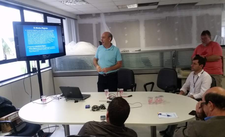 Rede Estadual de Emergência de Radioamadores apresenta Software de comunicação em desastres para Coordenadoria Estadual de Proteção e Defesa Civil. Rede Estadual de Emergência de Radioamadores apresenta Software de comunicação em desastres para Coordenadoria Estadual de Proteção e Defesa Civil.