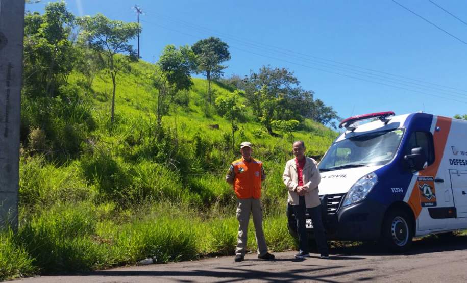 CEPDEC COORDENA SIMULADO ANUAL DA REER NO ESTADO No último sábado (19/11) foi realizado mais um simulado REER (Rede Estadual de Emergência de Radioamadores) em todo o estado. Nele os radioamadores e bombeiros militares das 15 Coordenadorias Regionais de Proteção e Defesa Civil (CORPDECS) realizaram atividades que simulavam o acontecimento de um desastre e as necessidades reais que surgem destas situações adversas, especialmente no que tange a comunicação nos desastres.