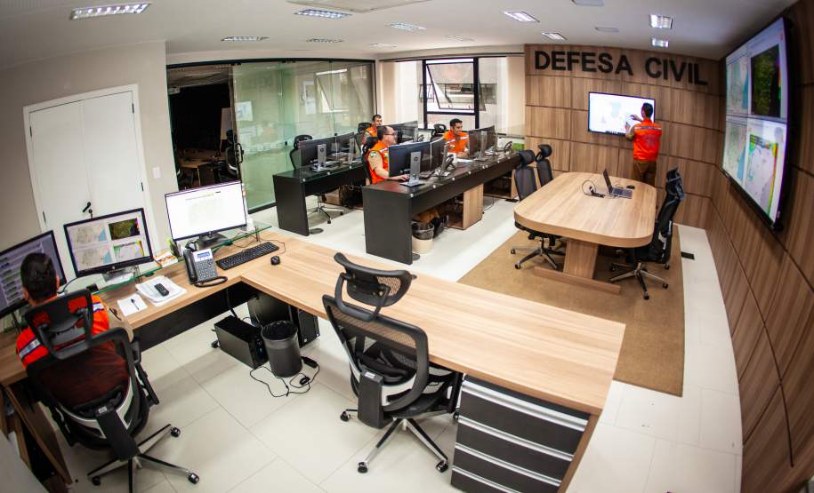 CEGERD Centro de Gerenciamento de Riscos e Desastres - Monitoramento constante