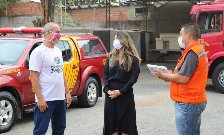 entrega de máscaras 01-05