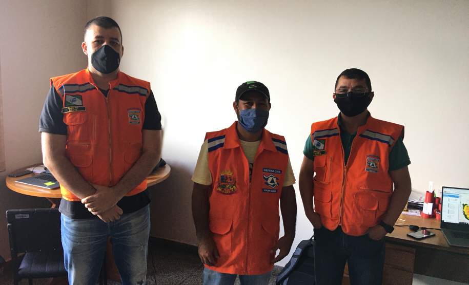 Técnicos da Defesa Civil