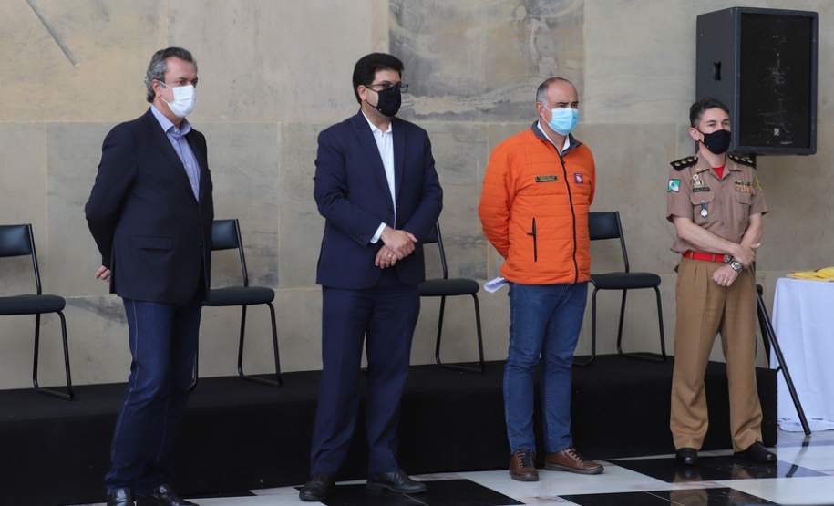 Entrega de Materiais