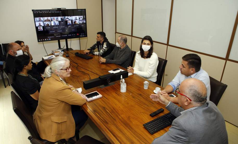 Reunião Dengue SESA