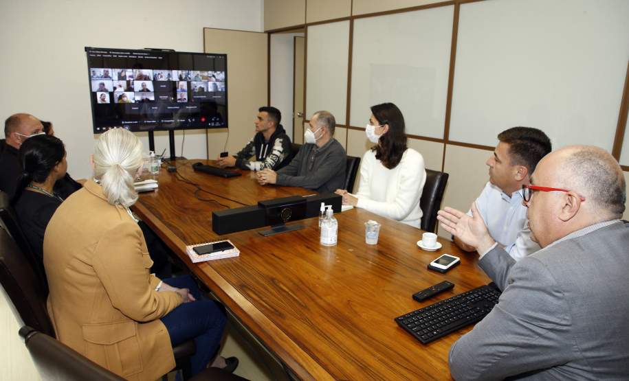 Reunião Dengue SESA