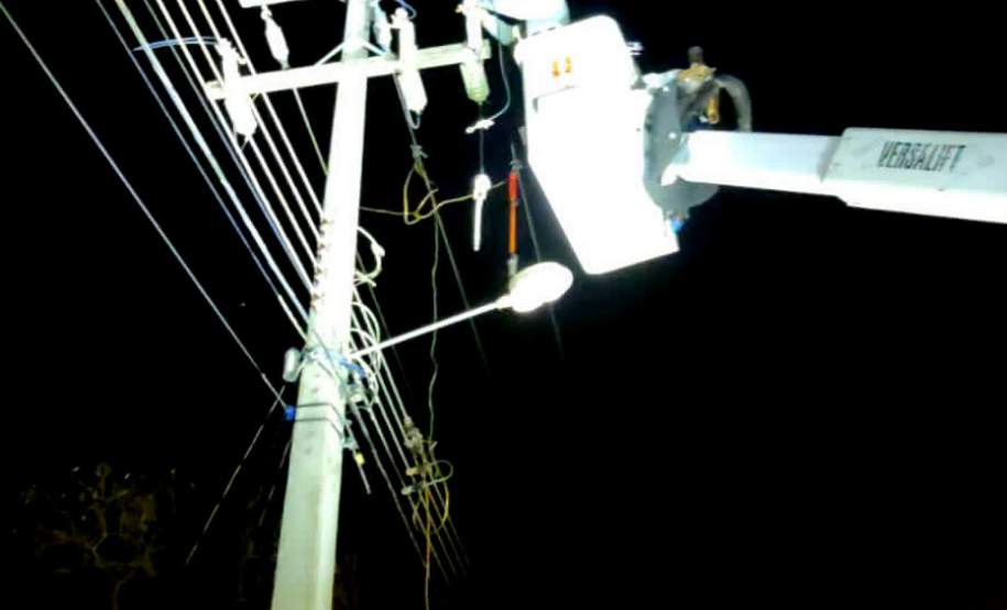 Temporais deixam mais de 1,2 mil casas destelhadas no Paraná