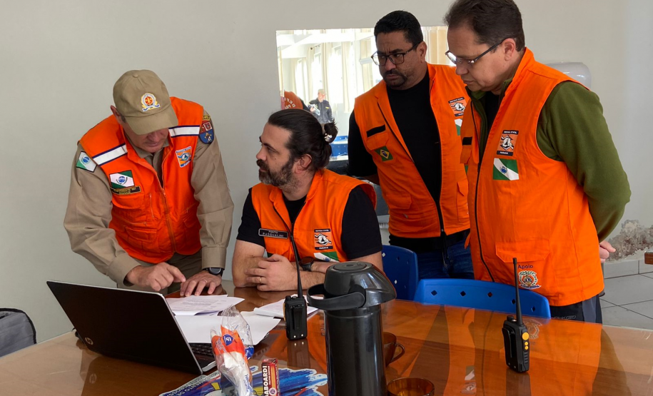 REER realiza simulado geral no dia nacional do radioamador