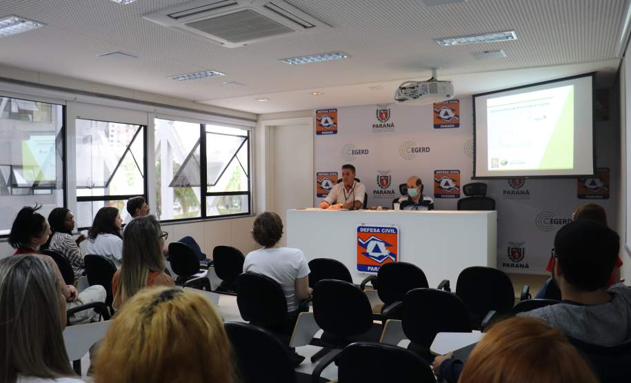 Apresentação AMEP E CEPED-PR