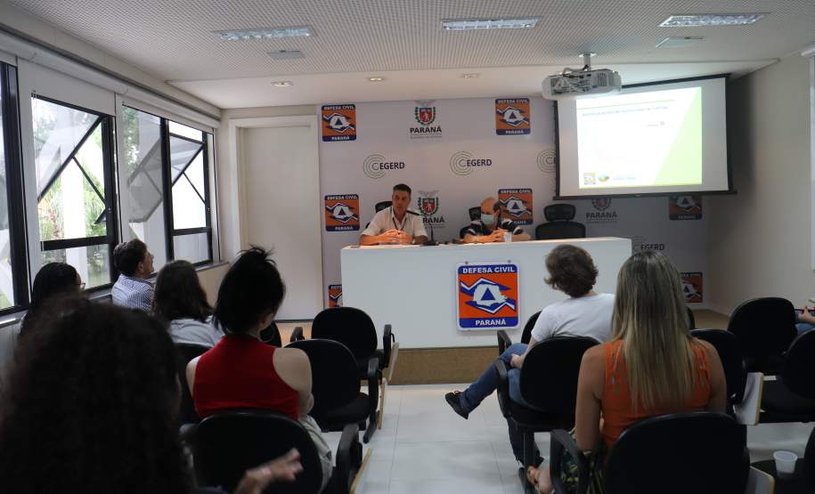 Apresentação AMEP E CEPED-PR