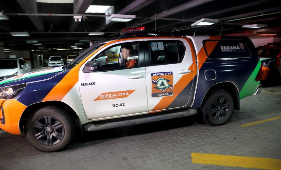 Defesa Civil do Paraná parte para o litoral de São Paulo para auxiliar municípios afetados pelas chuvas