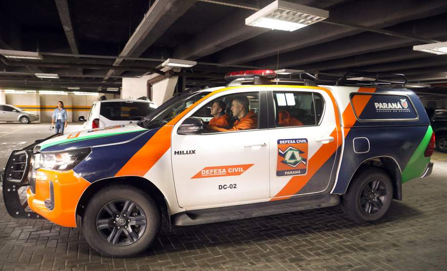 Defesa Civil do Paraná parte para o litoral de São Paulo para auxiliar municípios afetados pelas chuvas