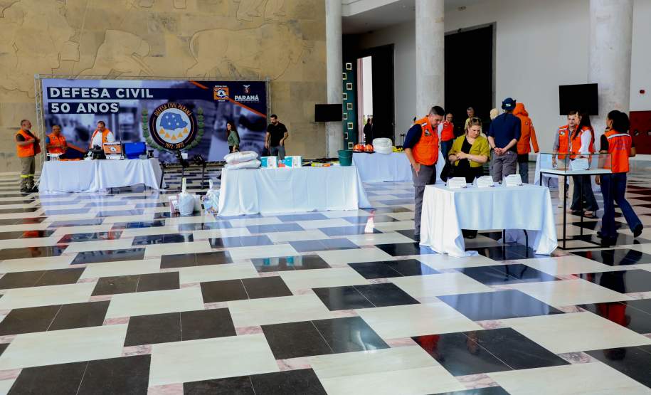 Exposição no Palácio Iguaçu comemorou 50 anos da Defesa Civil do Paraná