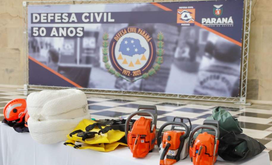 Exposição no Palácio Iguaçu comemorou 50 anos da Defesa Civil do Paraná